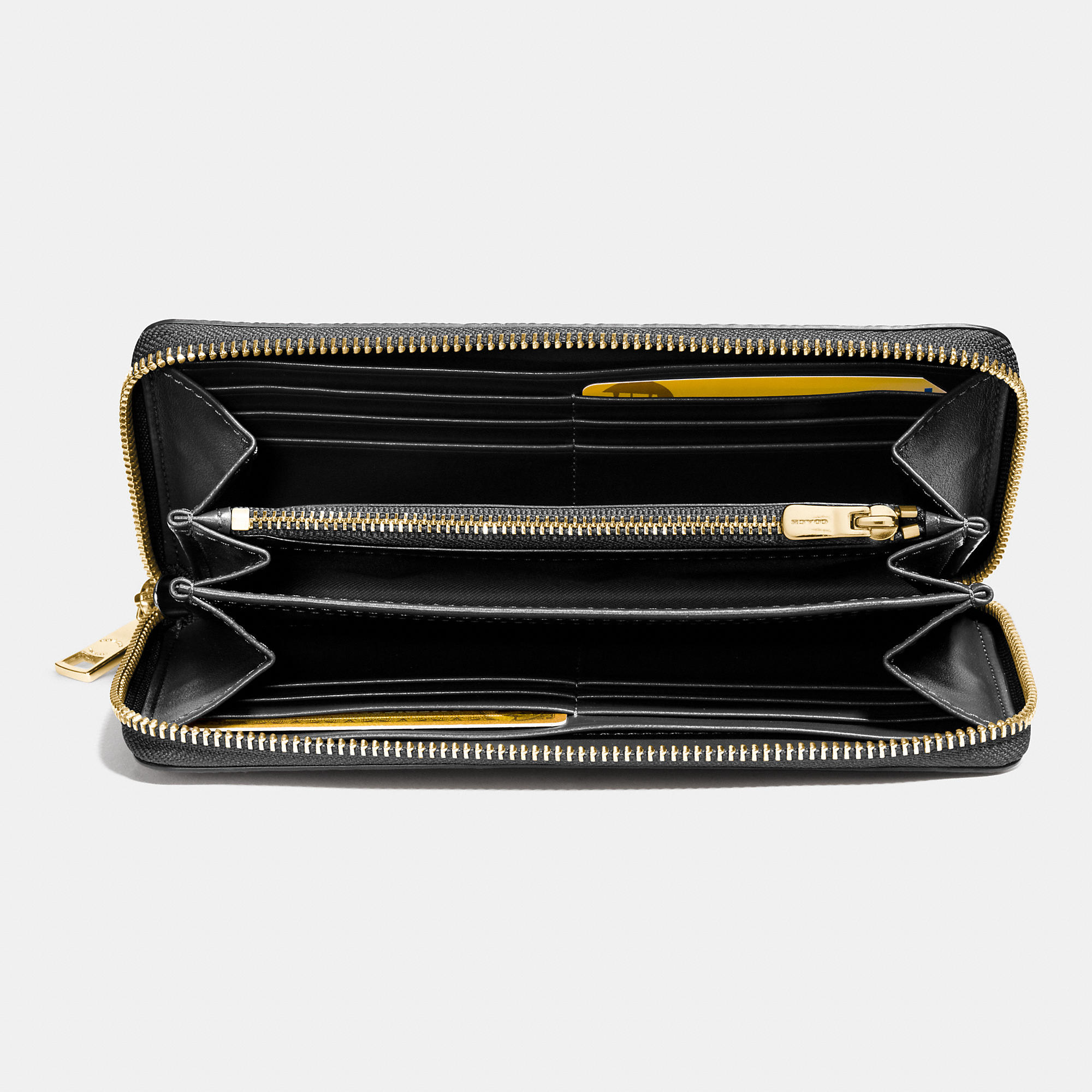 Good Quality Coach Accordion Zip Wallet In Pebble Leather